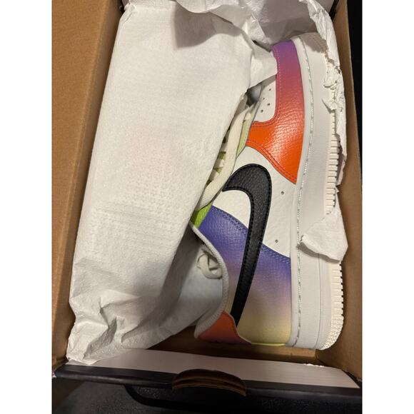 NEW Nike Air Force 1 '07 Women’s Size 6 White Multicolor FD0801-100 - Picture 7 of 8